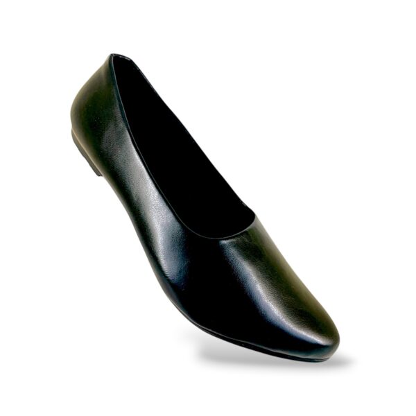Women's belly shoes wholesale featuring a classic slip-on design with a smooth textured upper and a comfortable flat sole.